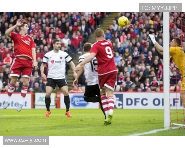 新圣徒与里耶卡激战正酣谁能在这场对决中笑到最后